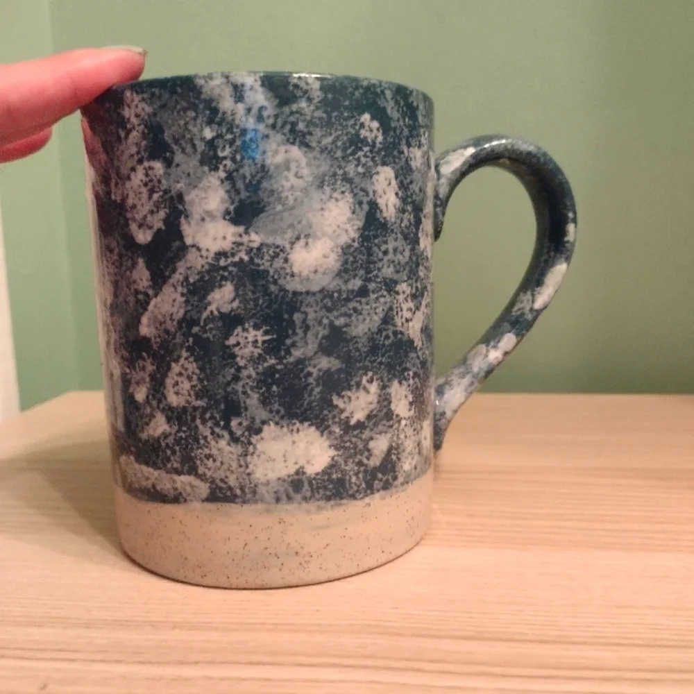 New Handcrafted Glazed Pottery Mug - Picture 1 of 15